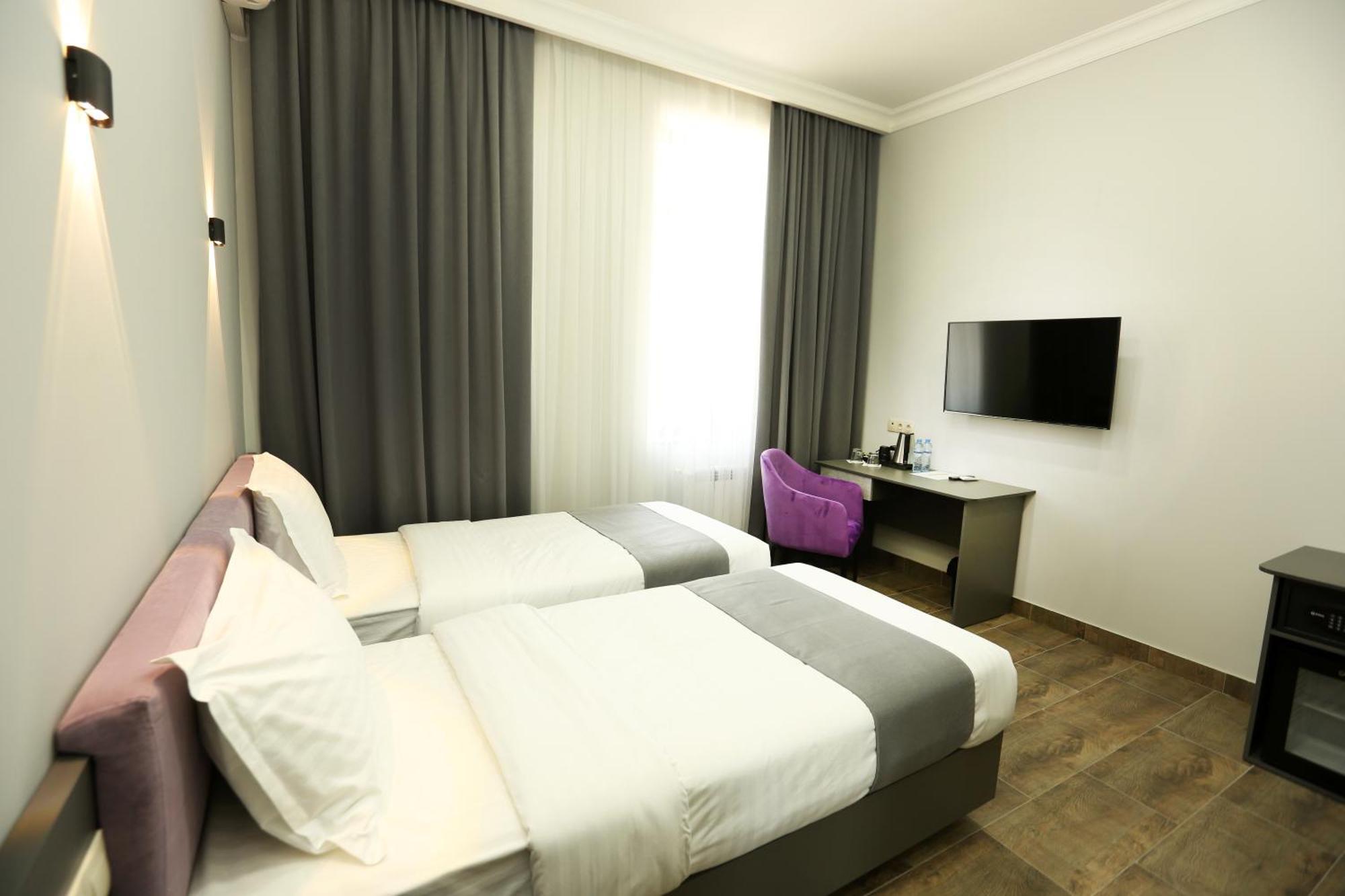 Parklane Hotel Tashkent Exterior photo